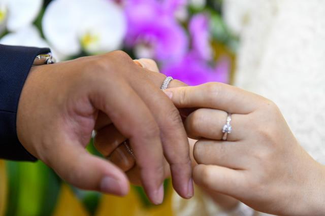 Mở cửa hôn nhân hạnh phúc bằng chiếc “chìa khóa” trong lễ hằng thuận